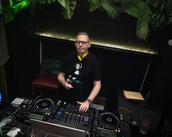 Venus-Club-Terminaator-Live-okt-2025-foto-Jakob-Meier-14