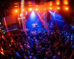 Venus-Club-Terminaator-Live-okt-2025-foto-Jakob-Meier-80