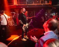 Venus-Club-Terminaator-Live-okt-2025-foto-Jakob-Meier-97