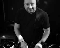 Tanel-Padar-live-Venus-Club-2025-foto-Jakob-Meier-12